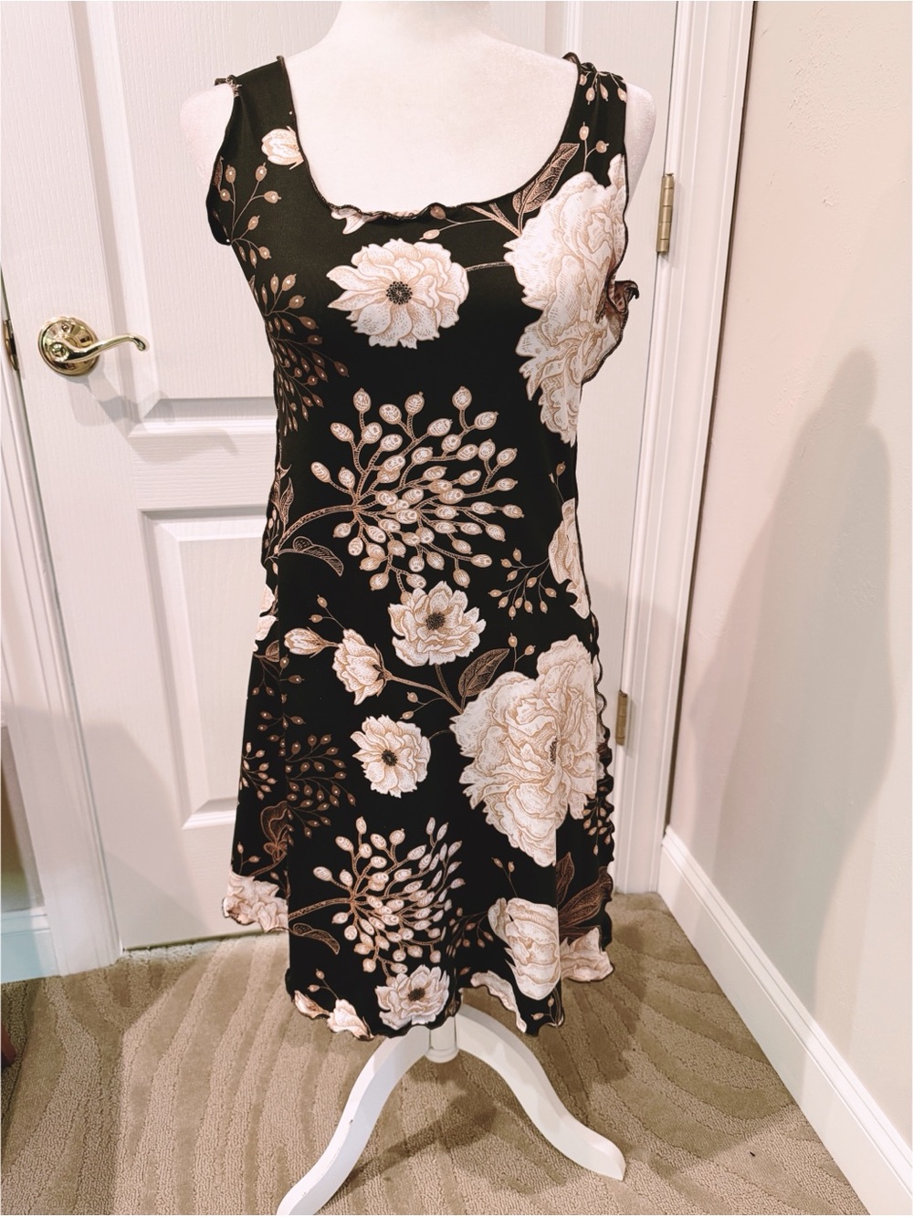 NWOT Haystack’s Reversible Dress Size L